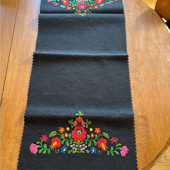 Other - Vintage Hungarian Matyó Hand-Embroidered Table Runner